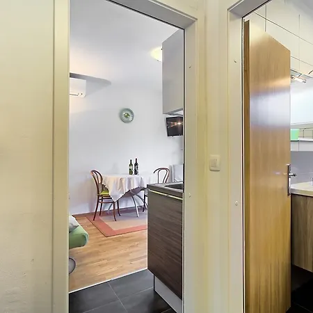 Apartament Neva House With